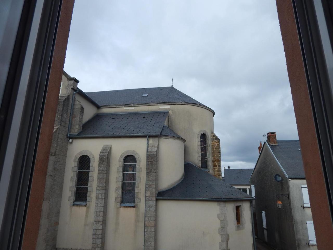 Le Lion D'Or Otel Ouroux-en-Morvan Dış mekan fotoğraf