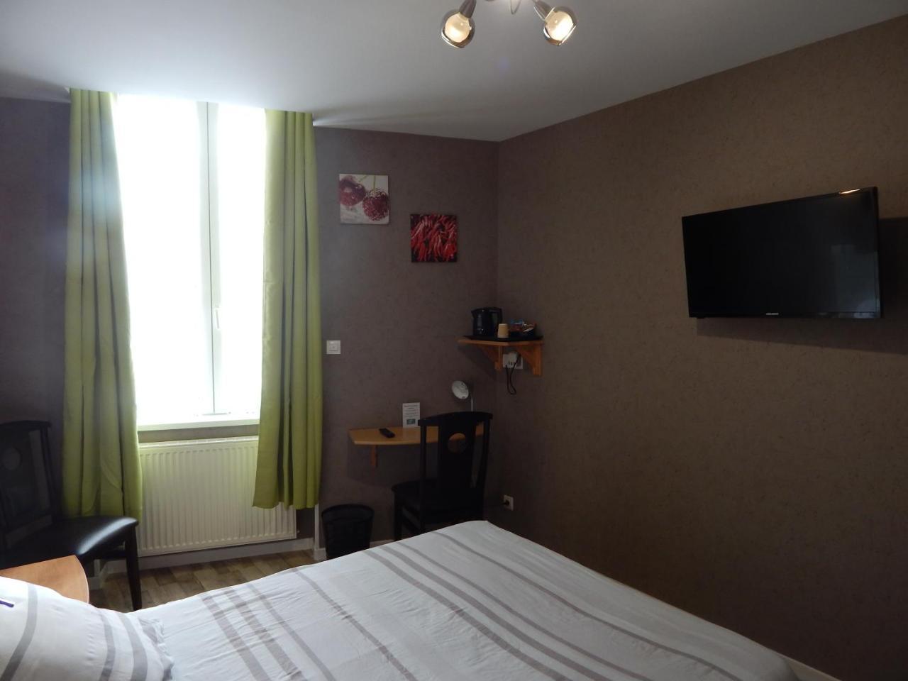 Le Lion D'Or Otel Ouroux-en-Morvan Dış mekan fotoğraf