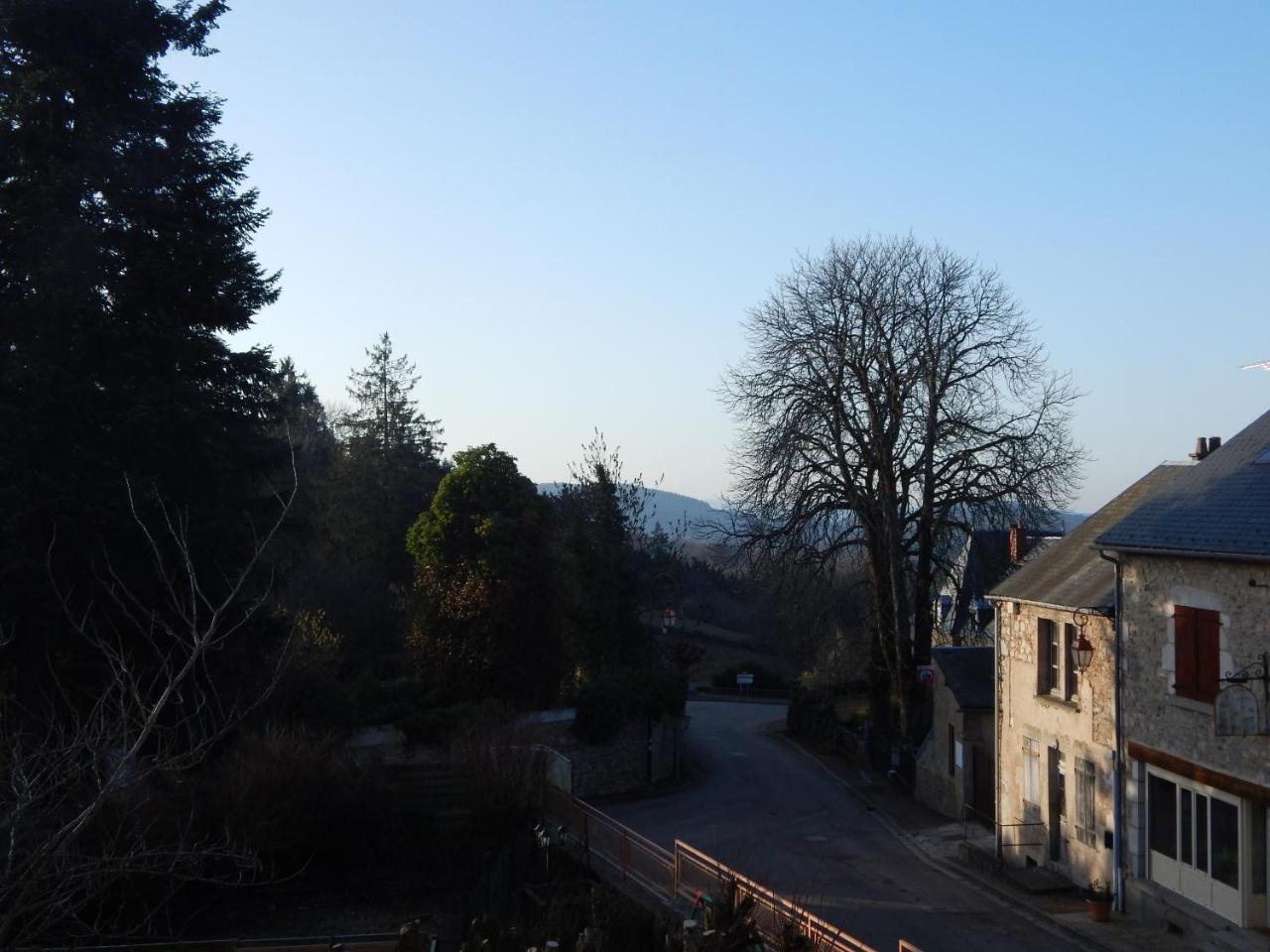 Le Lion D'Or Otel Ouroux-en-Morvan Dış mekan fotoğraf